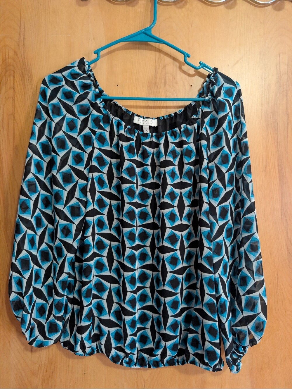 Chaus New York Women's Geometric Print Blouse Size Small